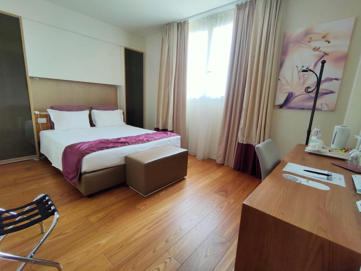 Del Poggio 4*